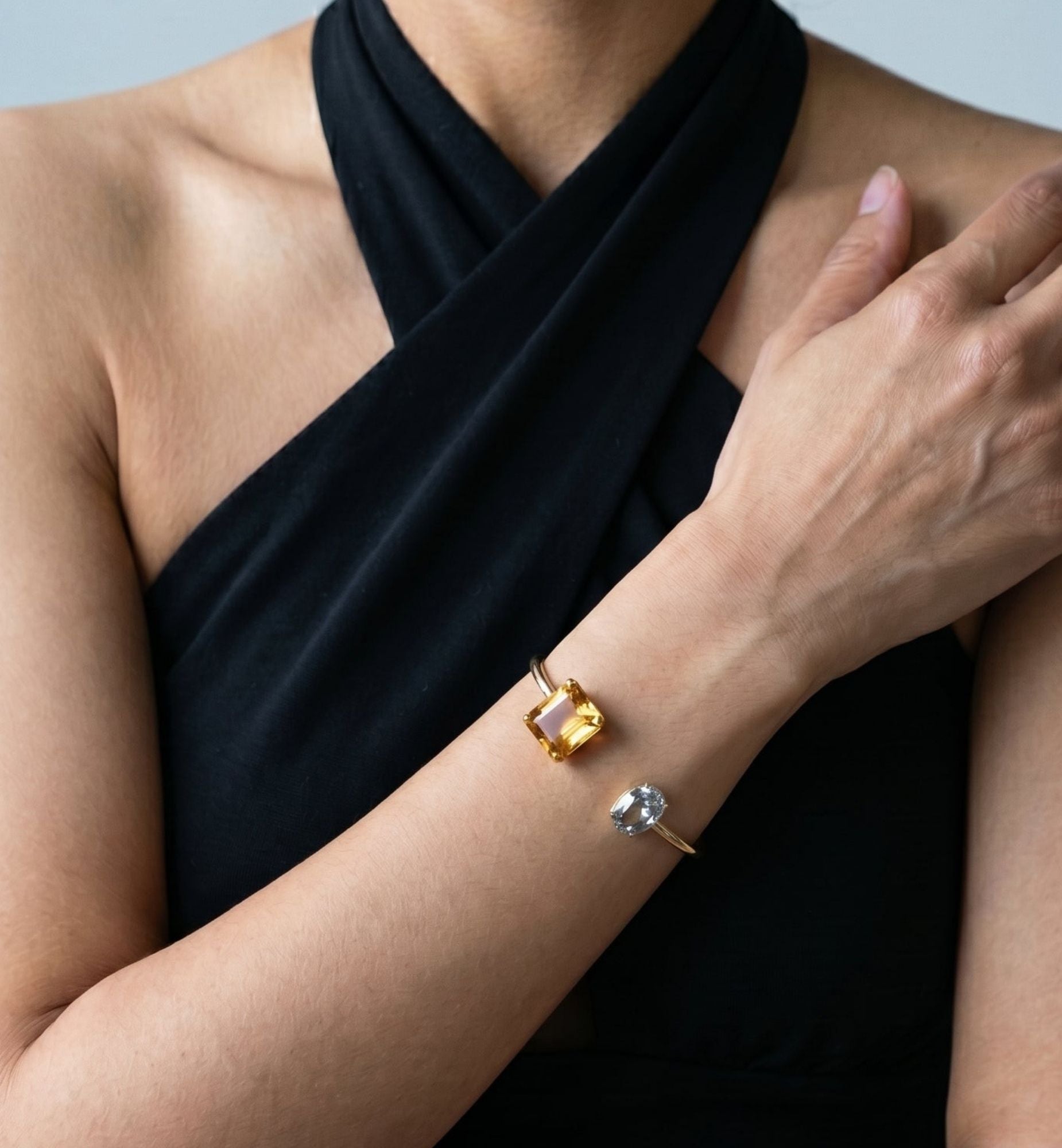 Shikaku Square Stones Open Bangle