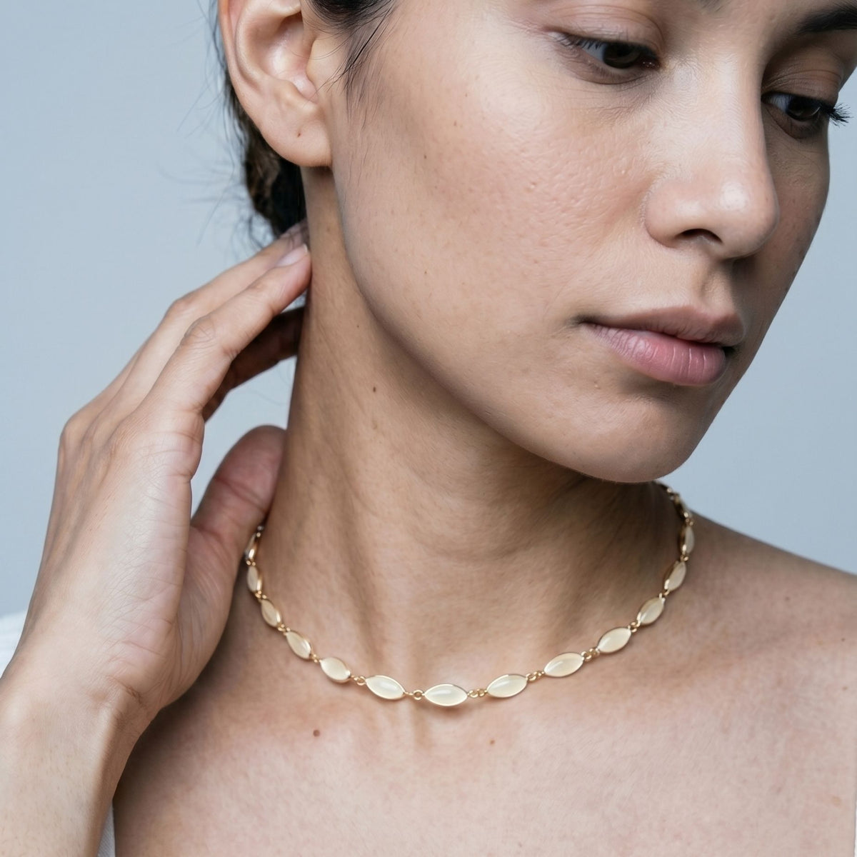 Nekomeishi Cream Cats Eye Necklace