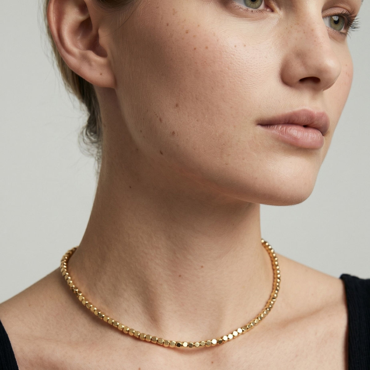 Shikaku Gold Medium Bead Necklace