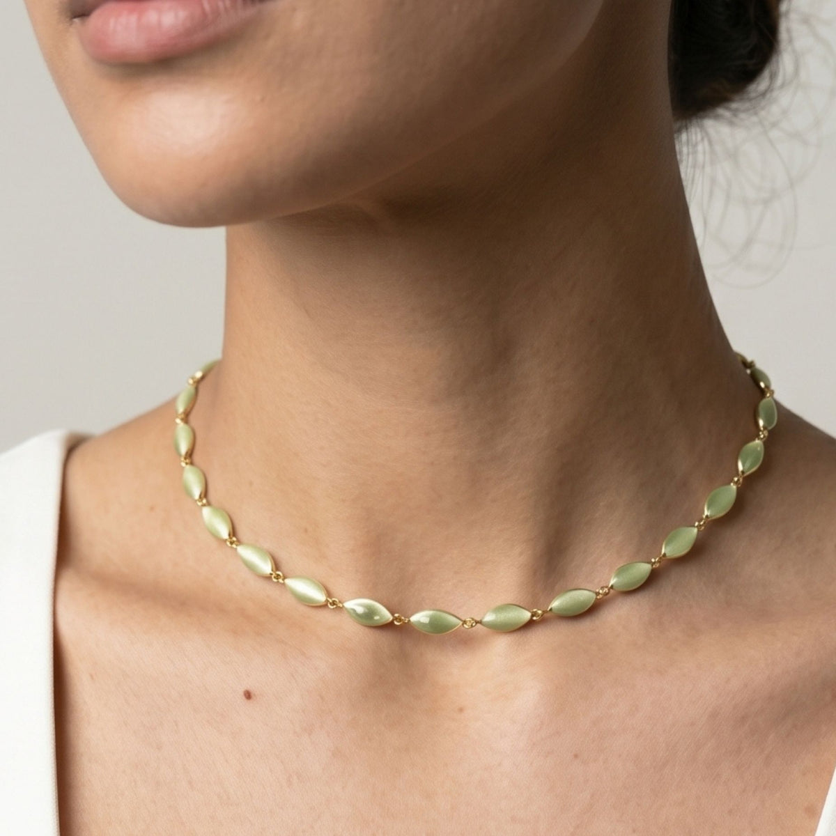 Nekomeishi Green Cats Eye Necklace