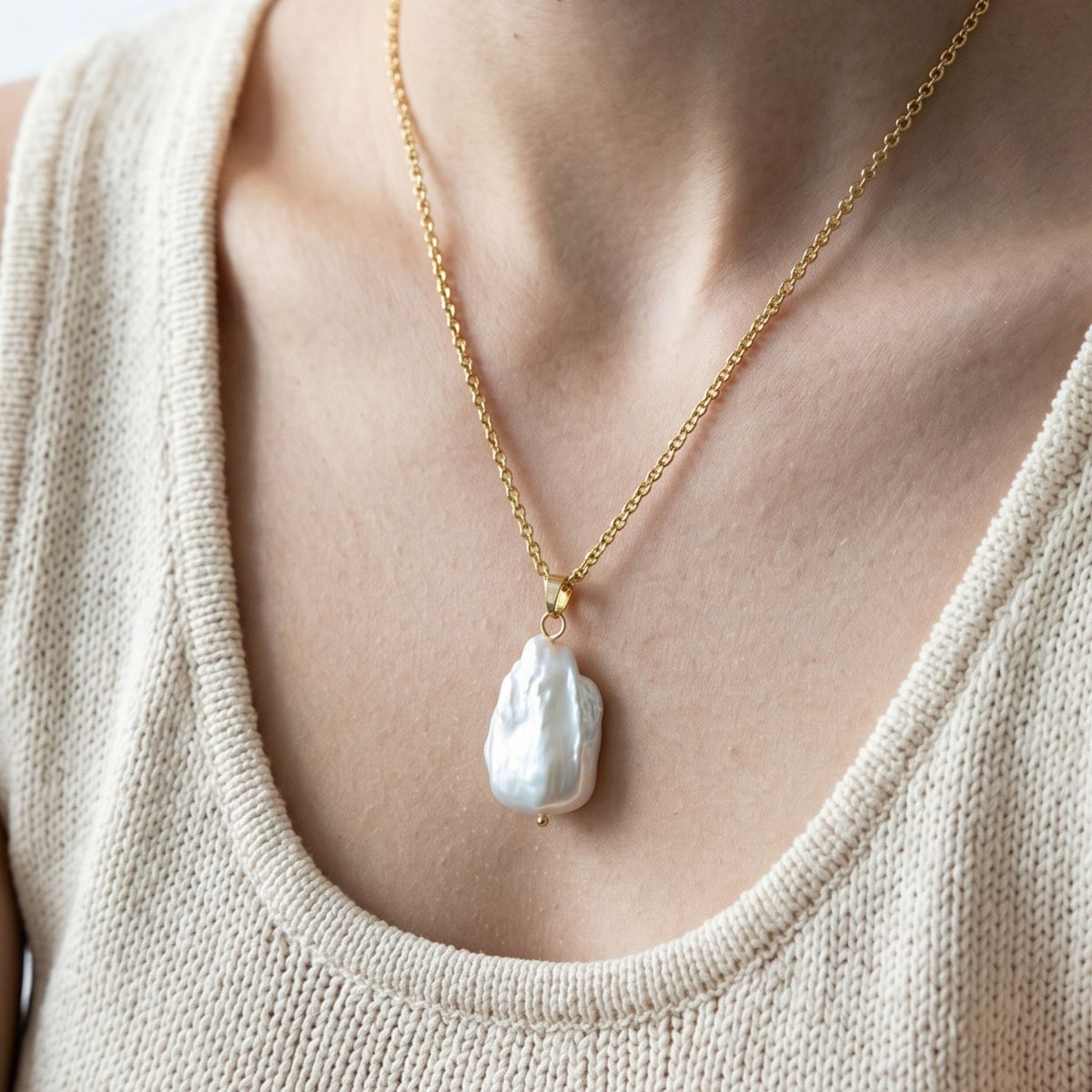 Shinju Gold Baroque Pearl Pendant