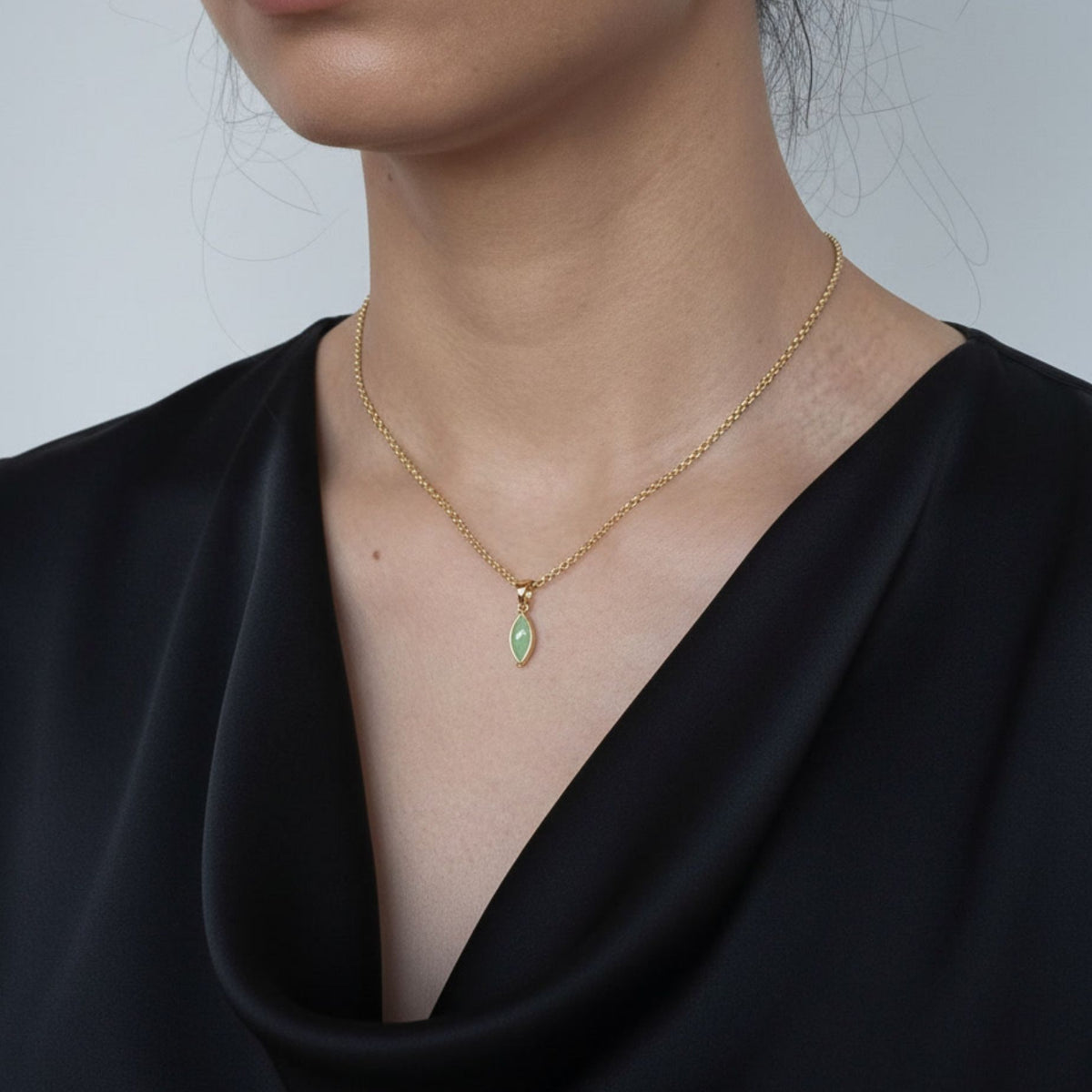 Nekomeishi Green Cats Eye Pendant
