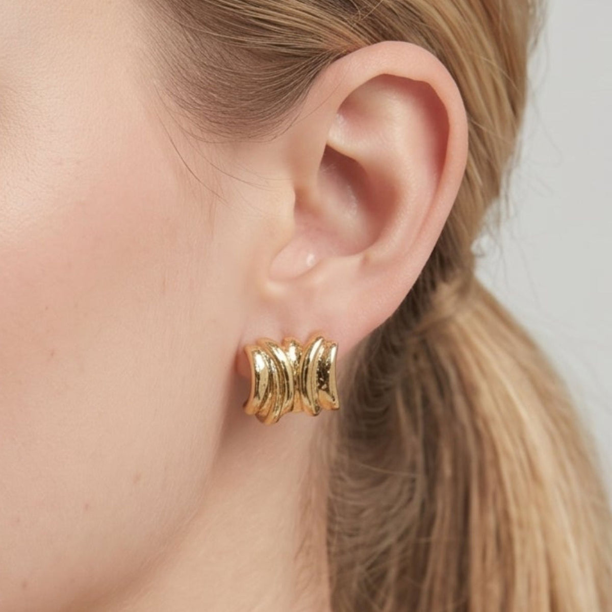 Kin Molten Structured Stud Earrings