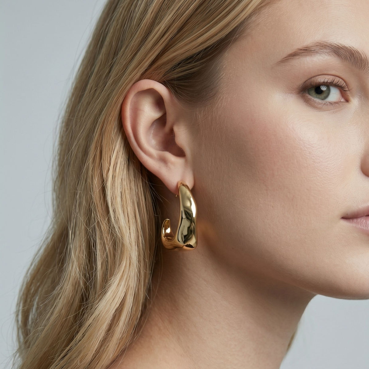 Nami Gold Hammered Earrings