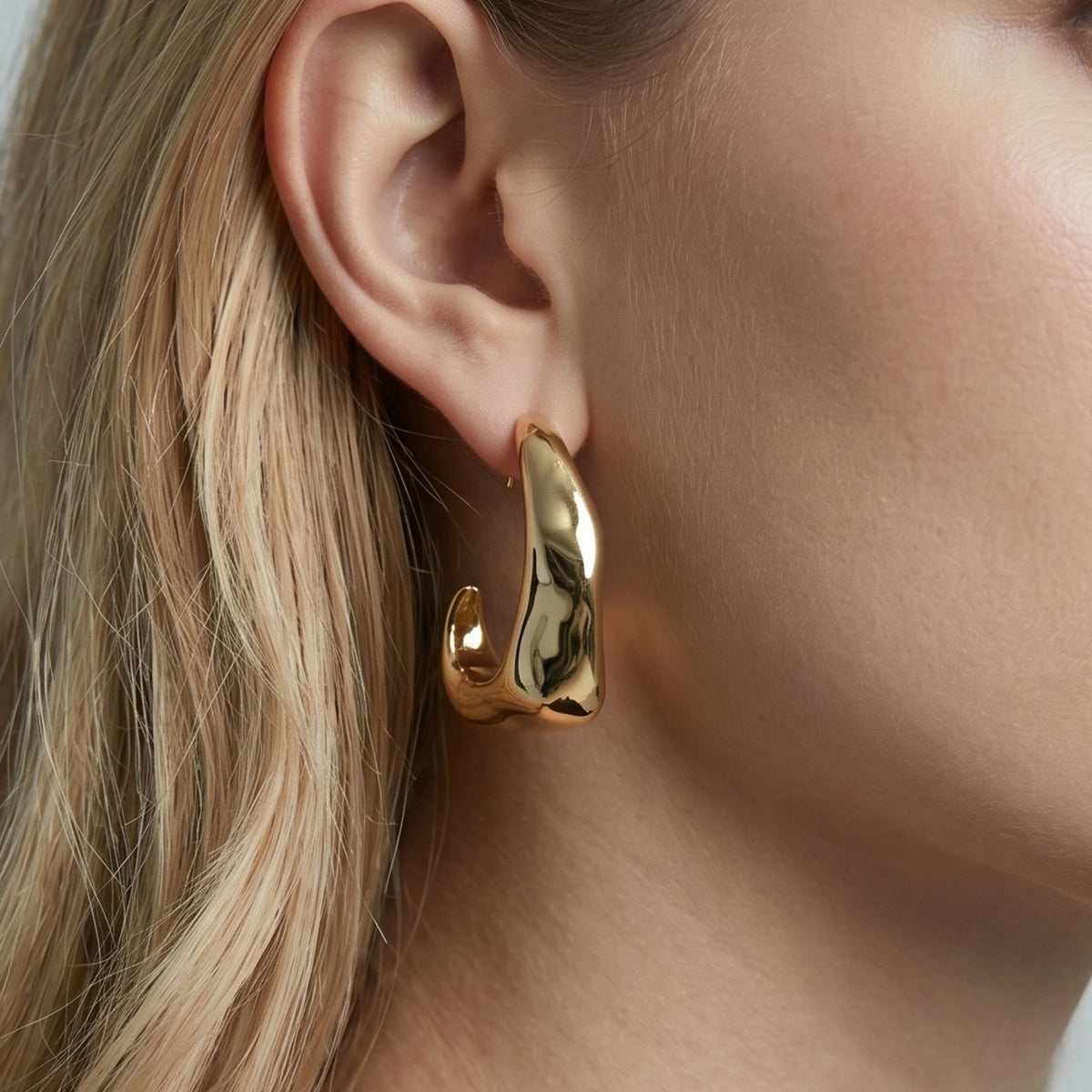 Nami Gold Hammered Earrings
