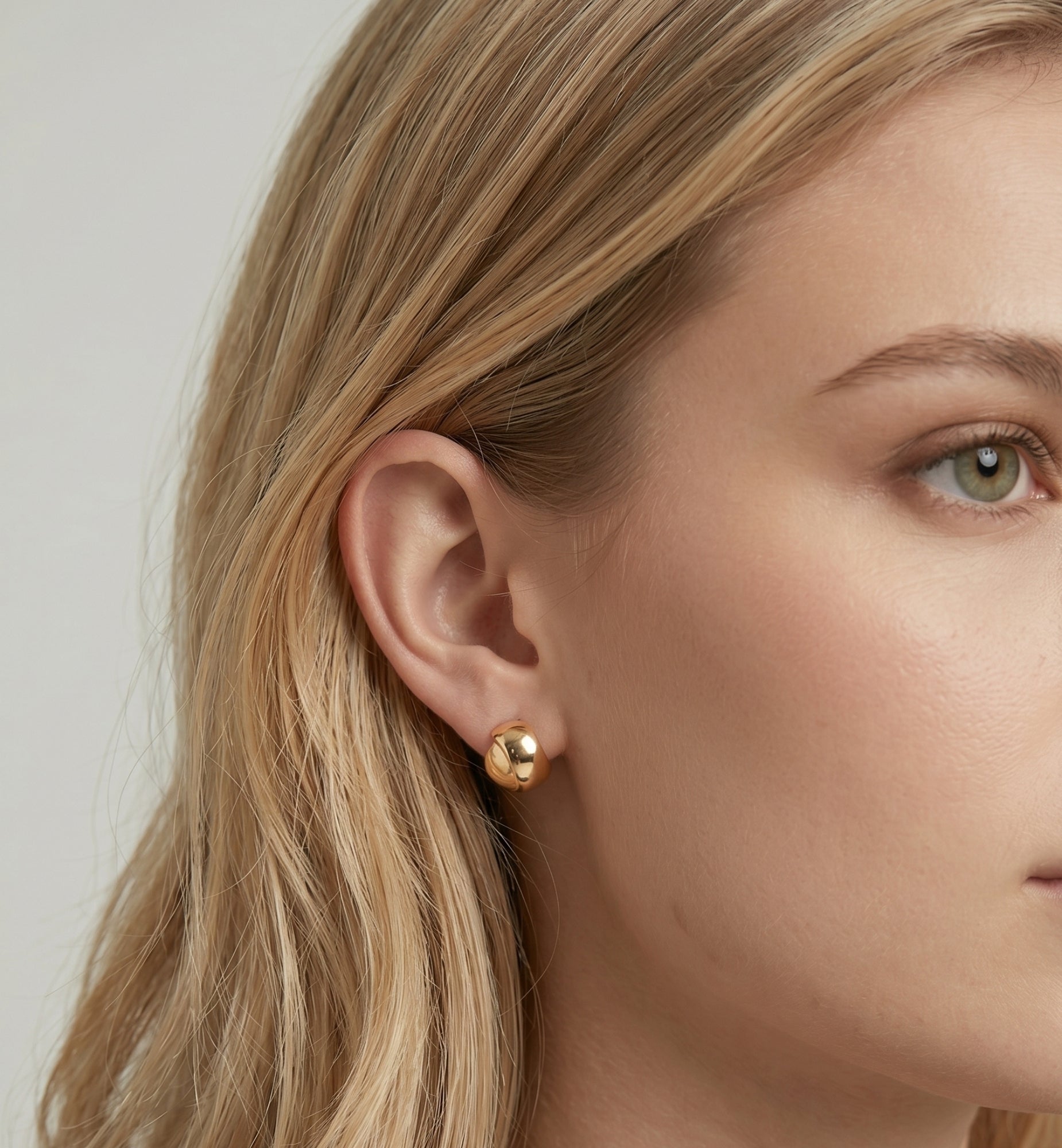 Kin Gold Knot Earrings