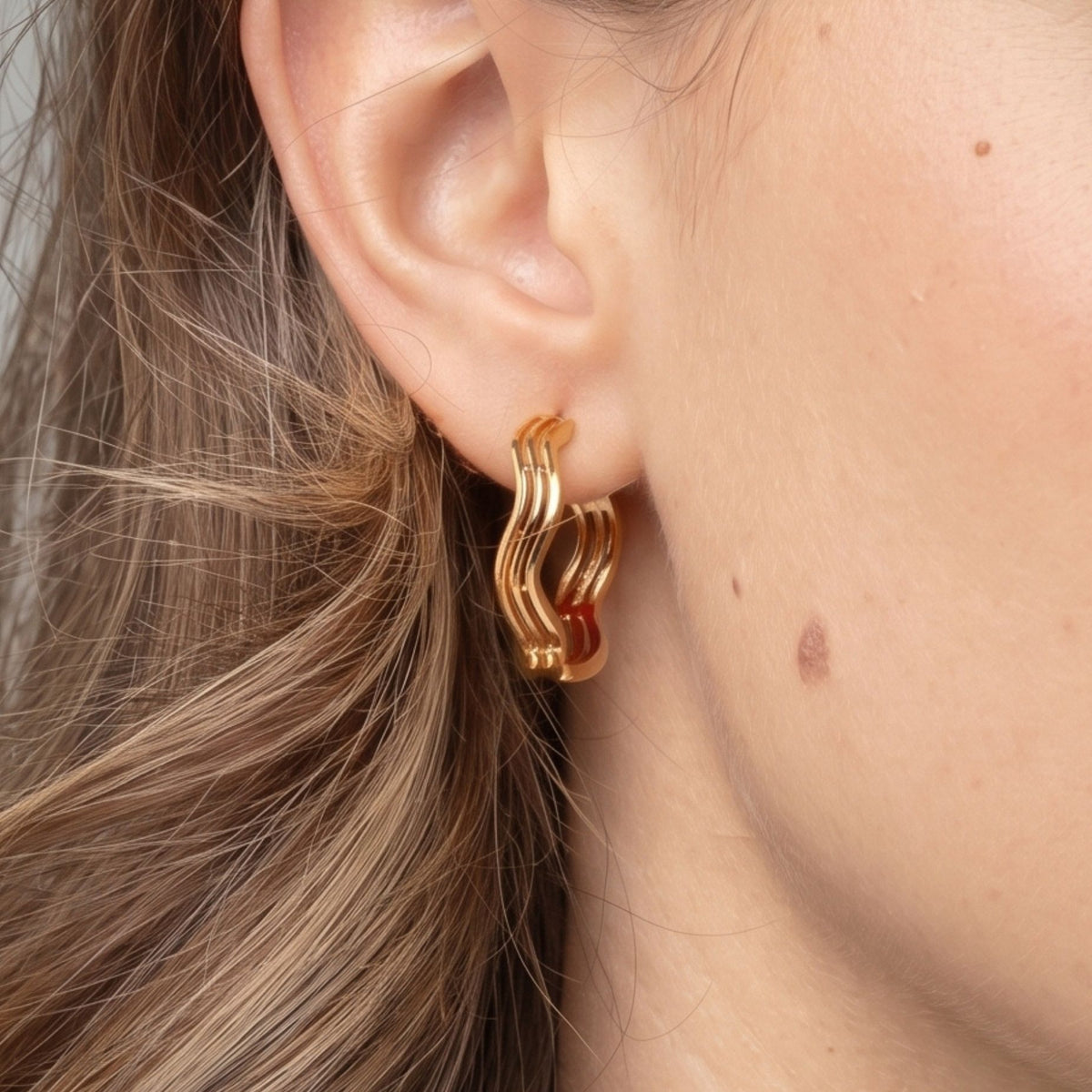 Nami Gold Wave Earrings