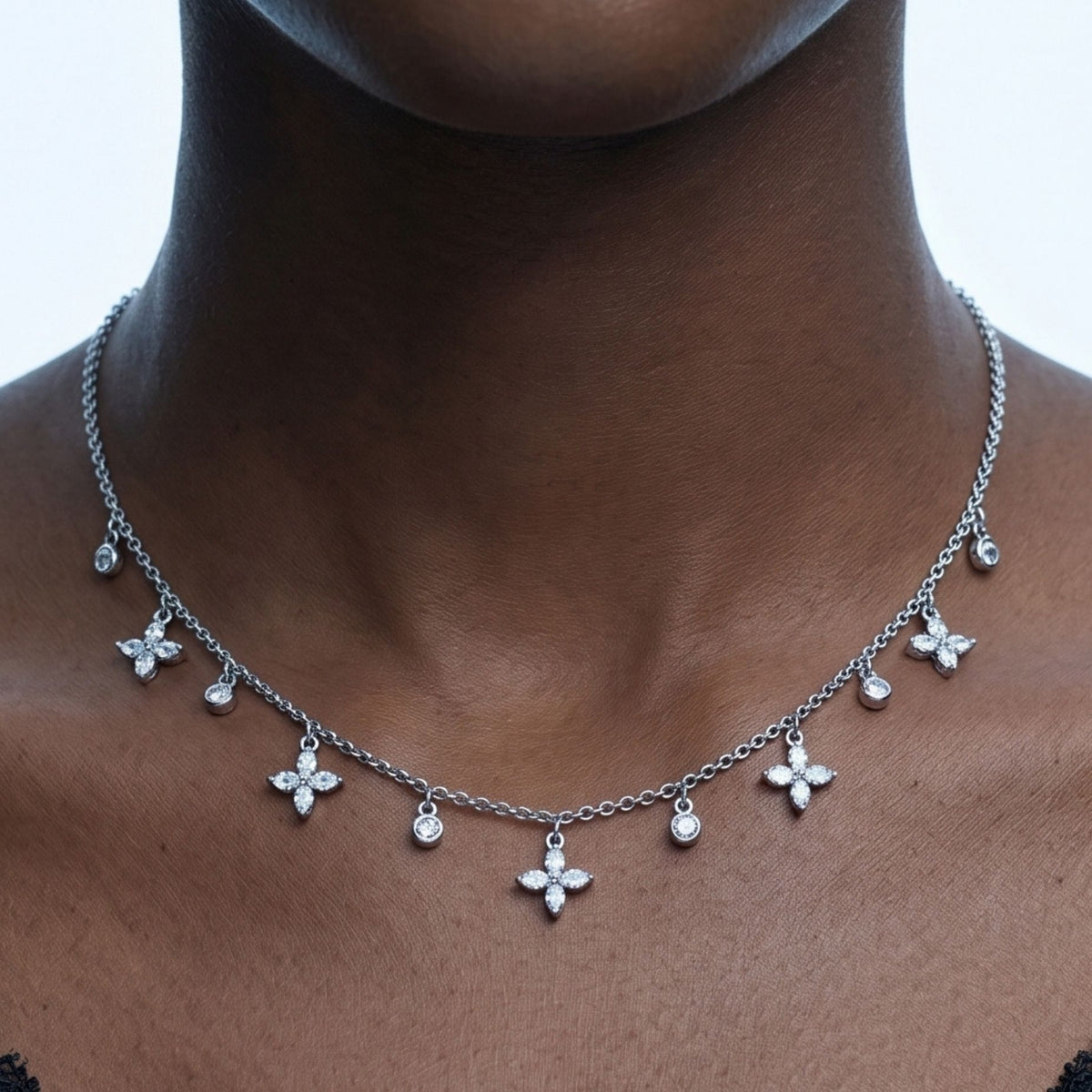 Kinmokusei Silver Floral Necklace