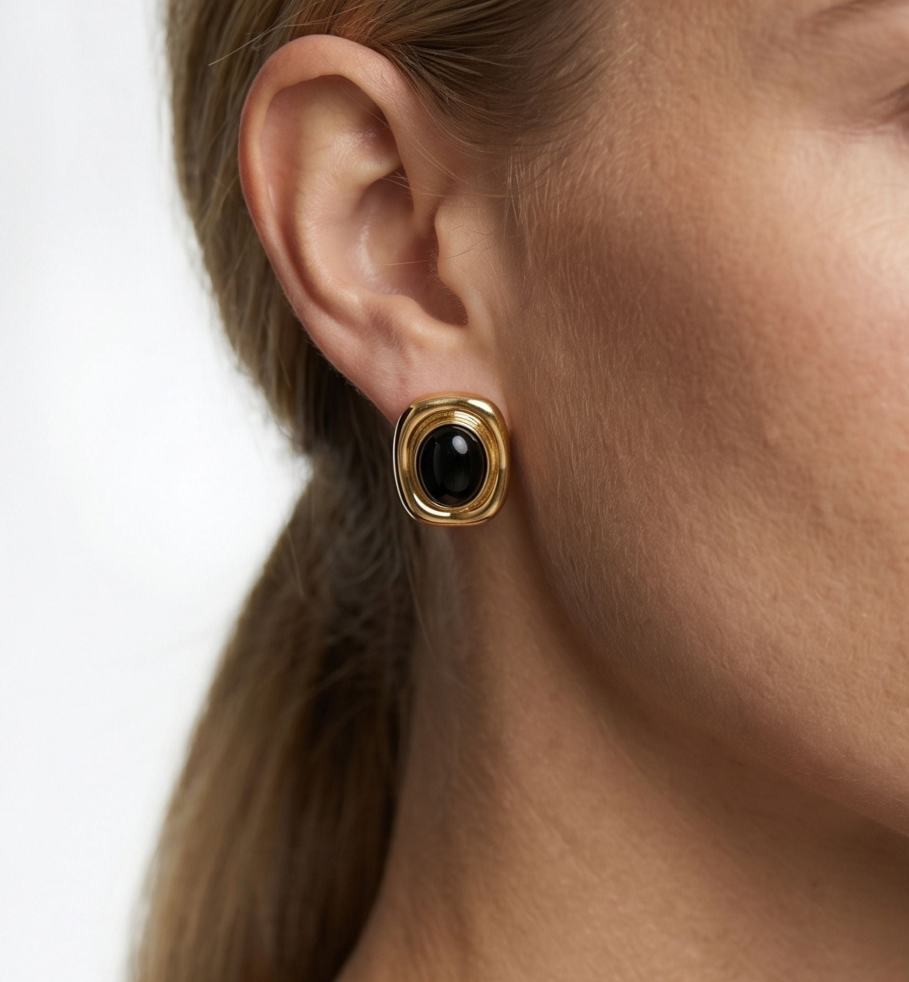 Enso Black Onyx and Gold Stud Earrings