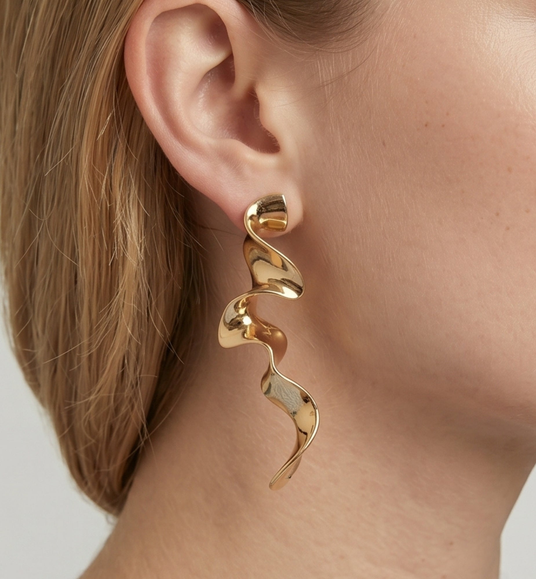 Nami Gold Long Wave Earrings