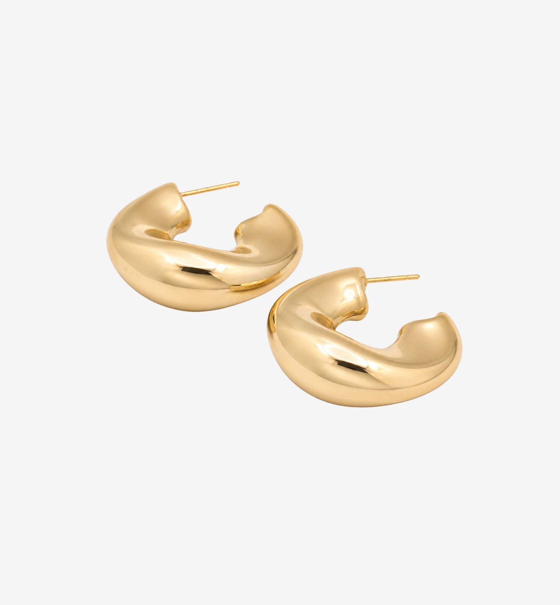 Nami Gold Wave Hoops