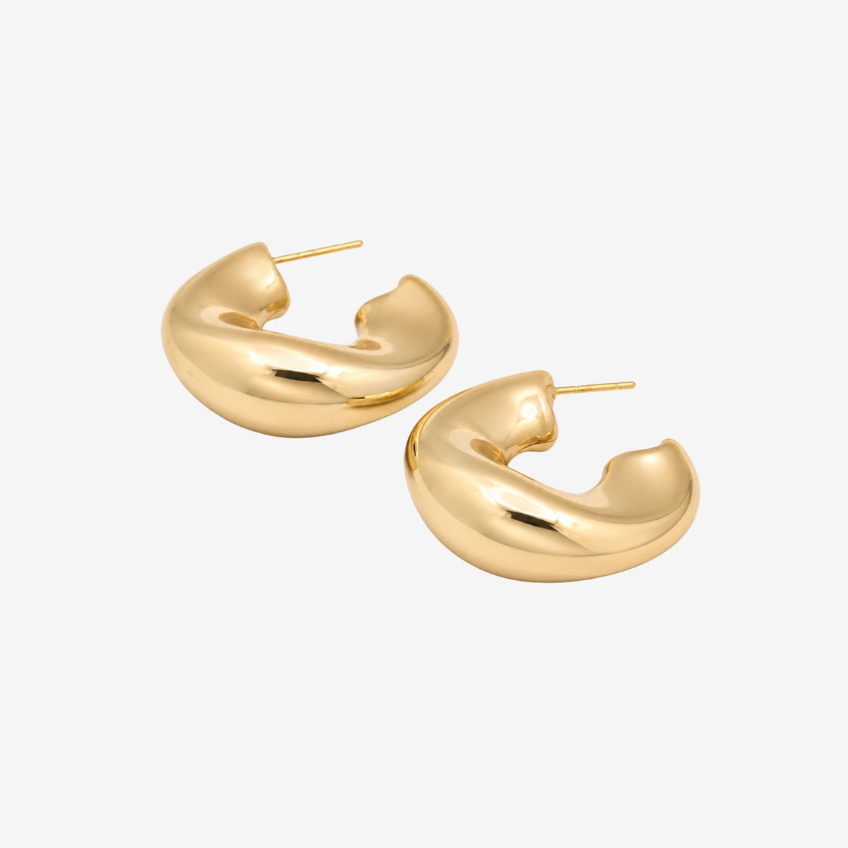 Nami Gold Wave Hoops