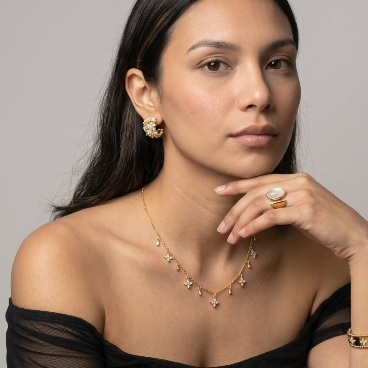 Kinmokusei Gold Floral and Stone Hoop Earrings