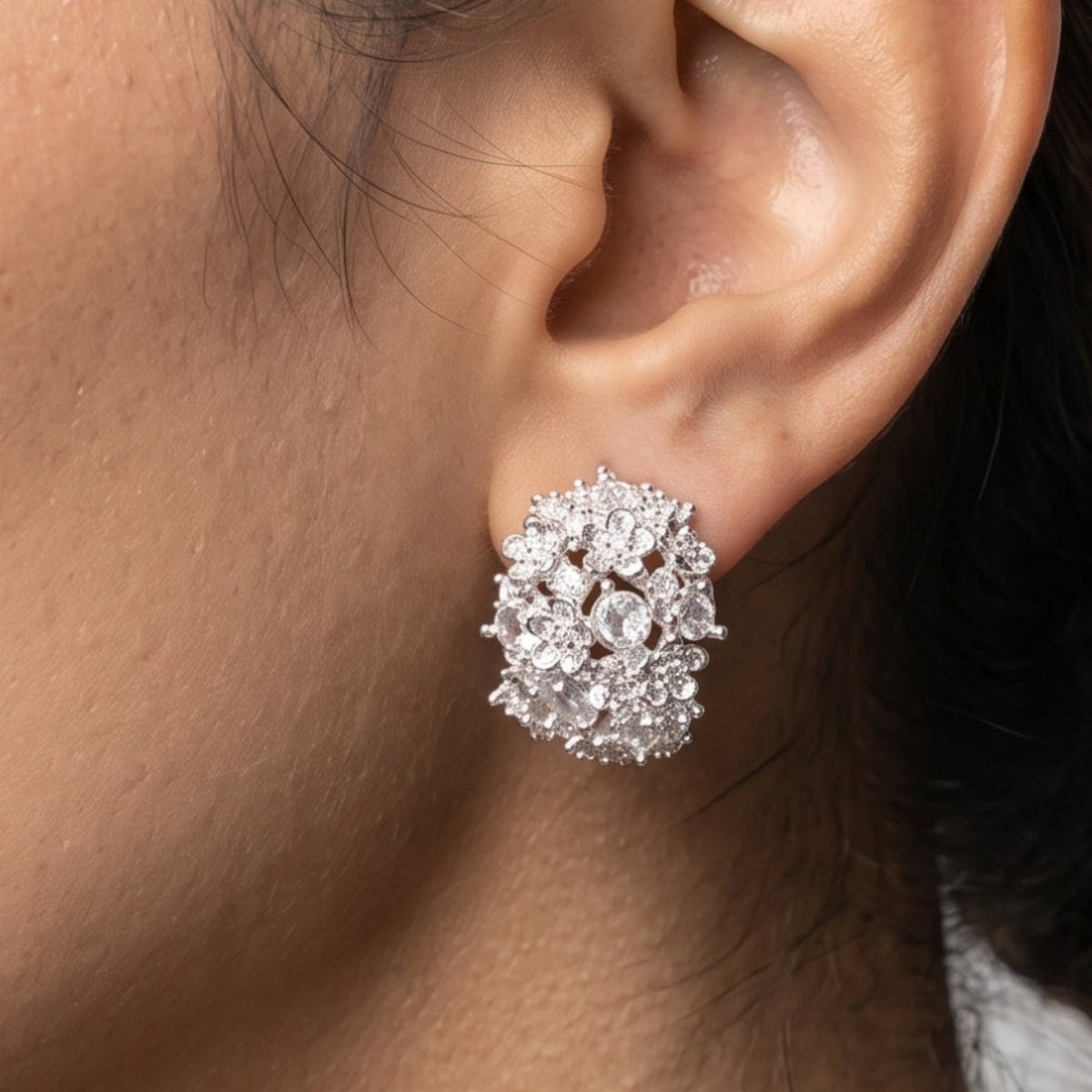 Kinmokusei Silver Floral and Stone Hoop Earrings