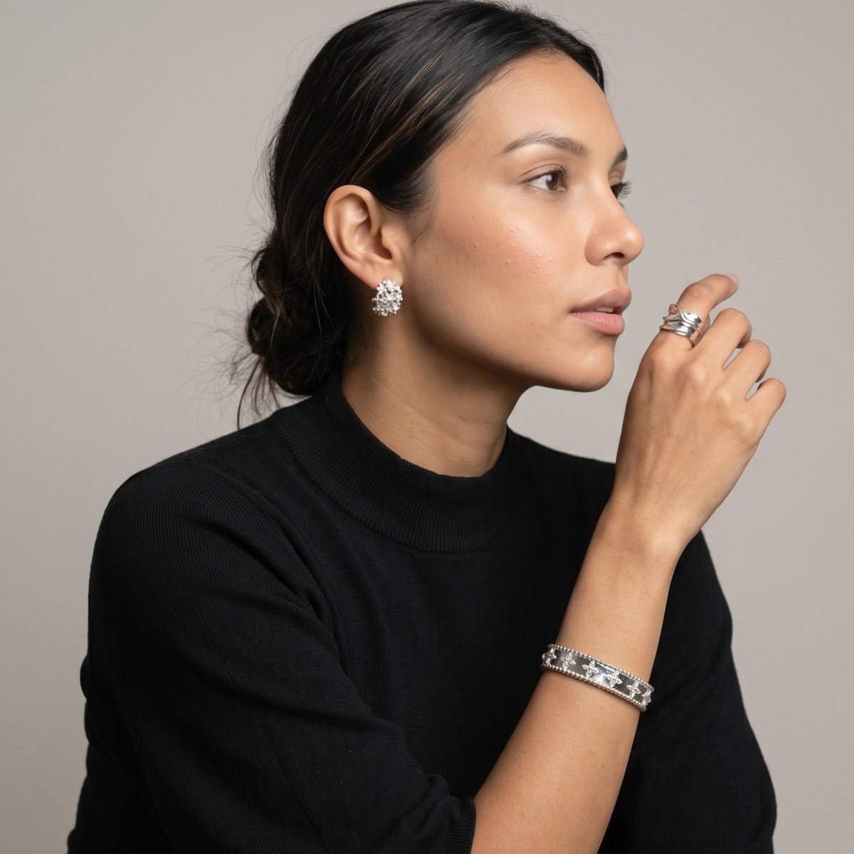 Kinmokusei Silver Floral and Stone Hoop Earrings