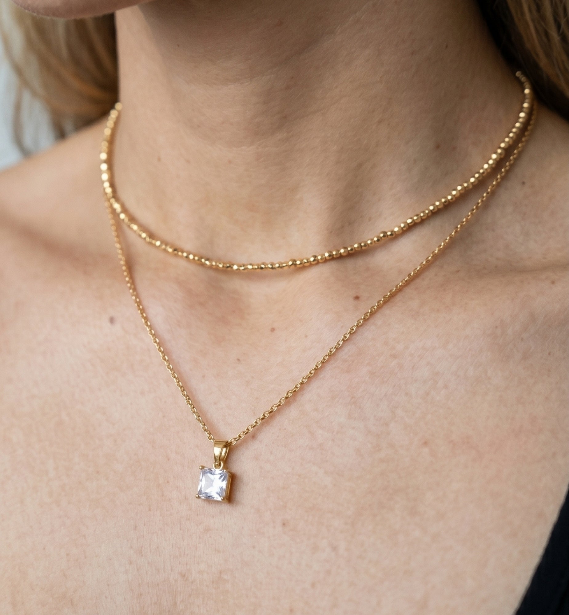 Shikaku Gold Stone Pendant Necklace