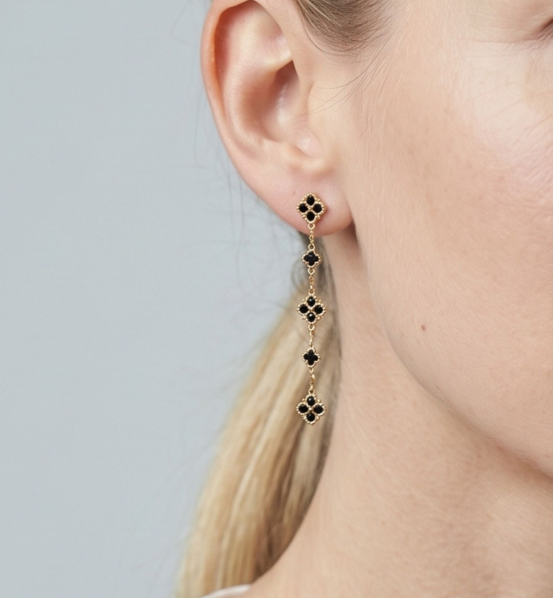 Kinmokusei Black Drop Earrings