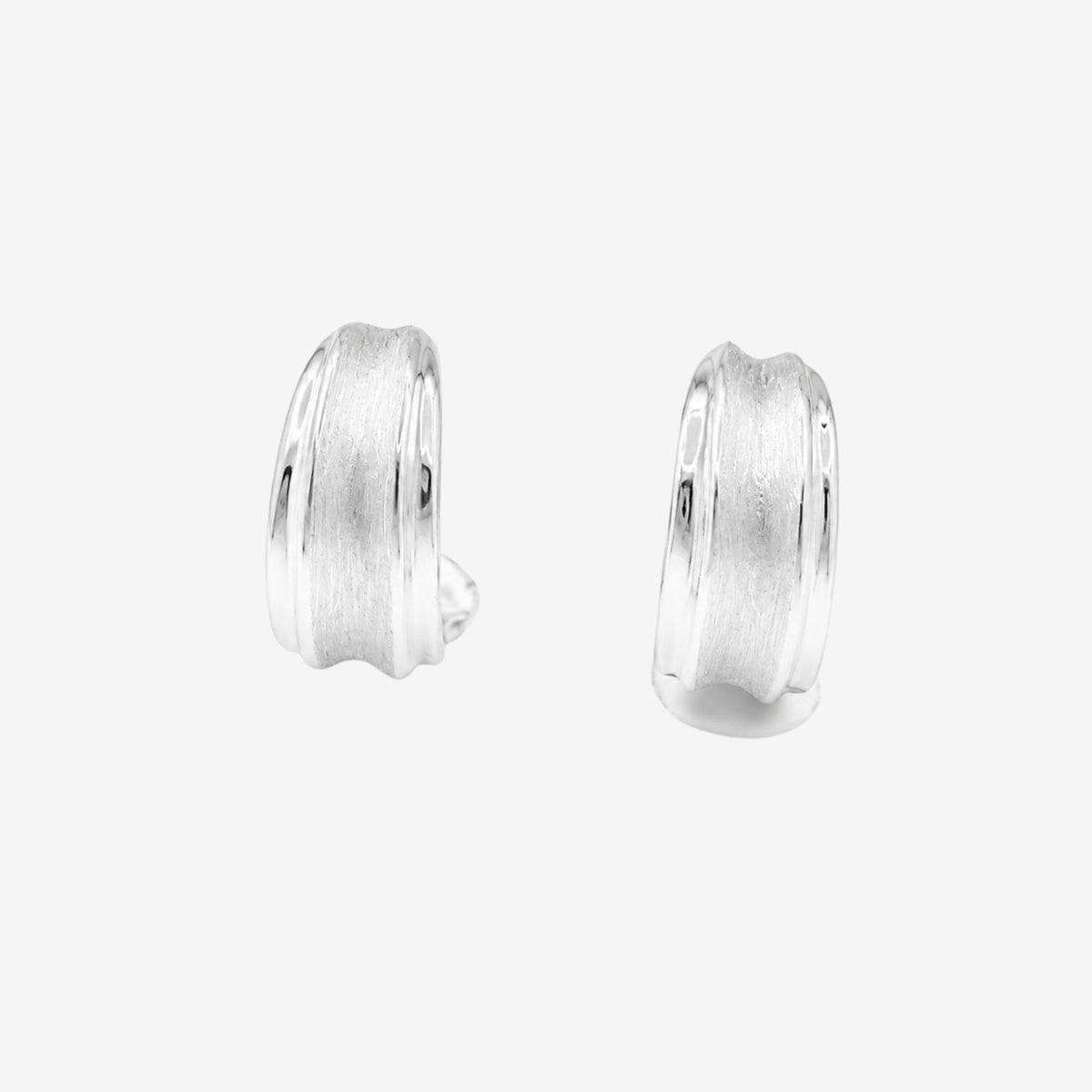 Nami Molten Hoop Earrings