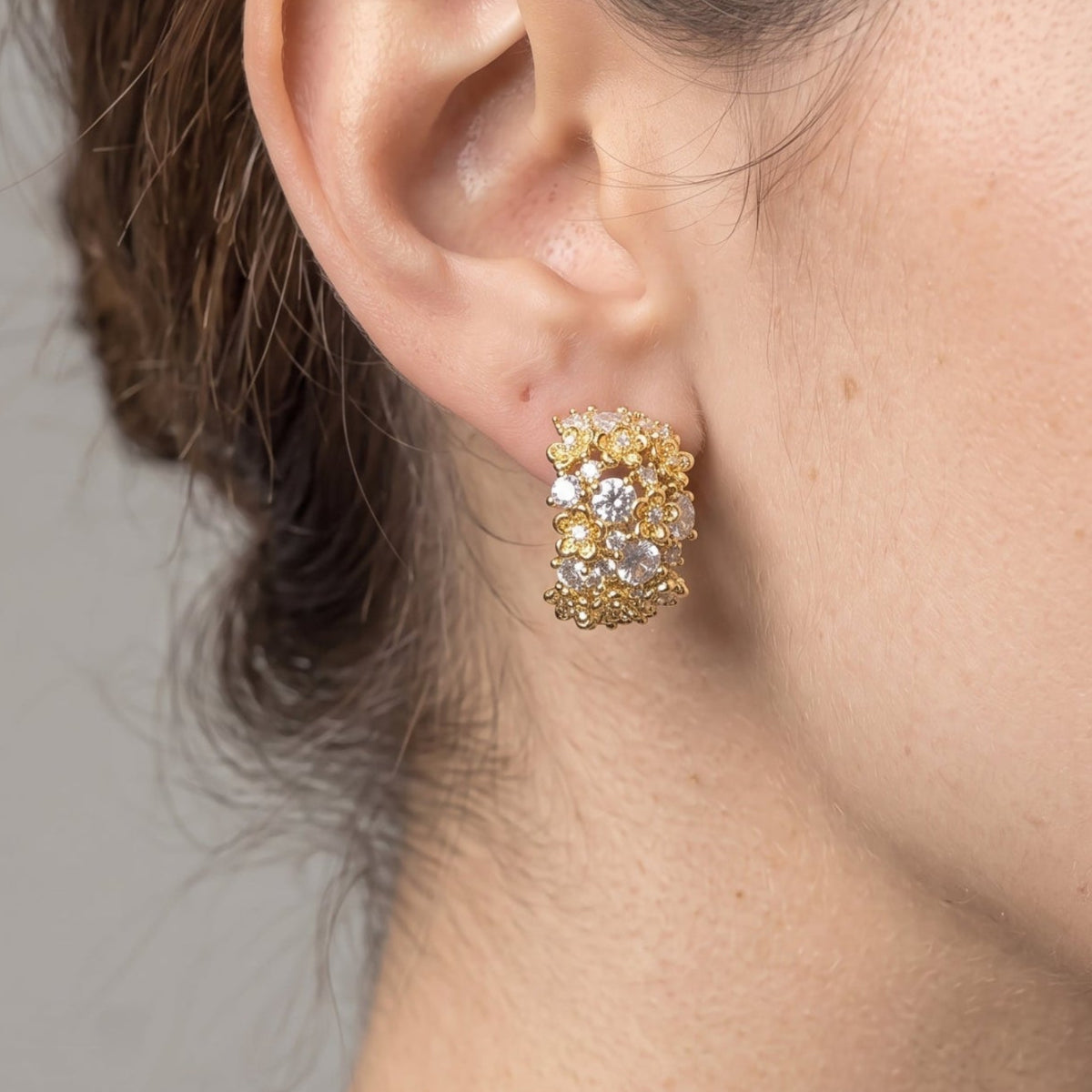 Kinmokusei Gold Floral and Stone Hoop Earrings