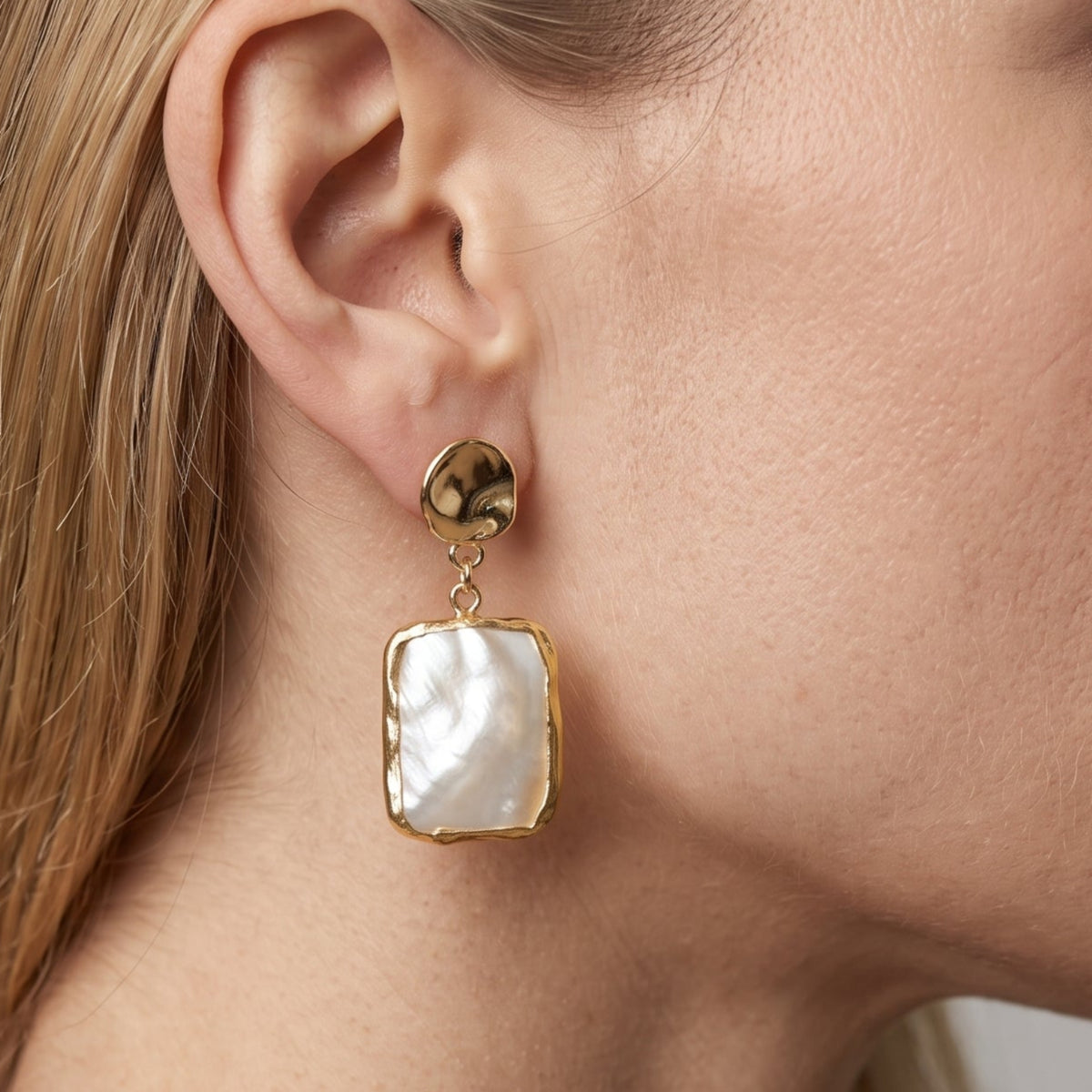 Shinju Mother of Pearl Square Drop Earrings