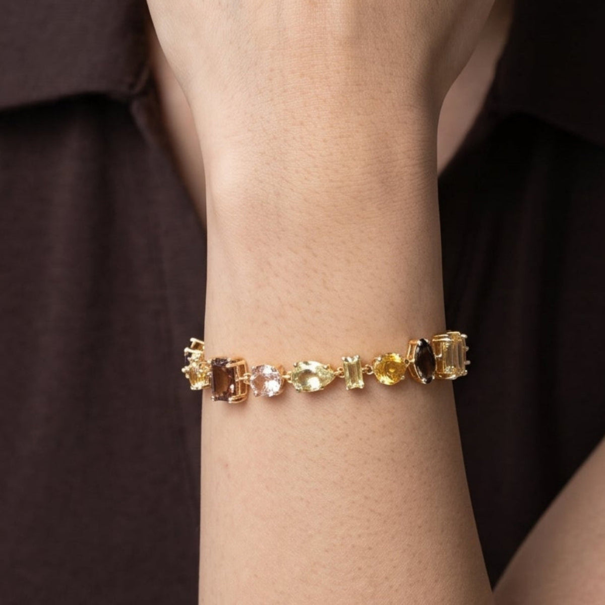 Hanabi Mixed Gold Stone Bracelet