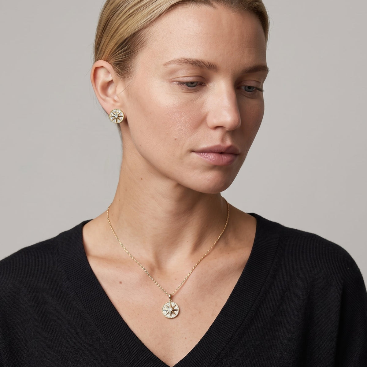Enso Gold Star Pendant Necklace and Earrings Set