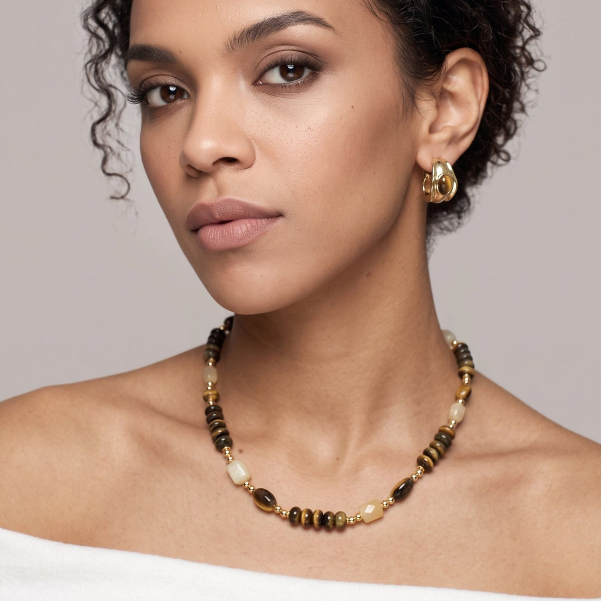 Nekomeishi Tiger's Eye Beaded Necklace