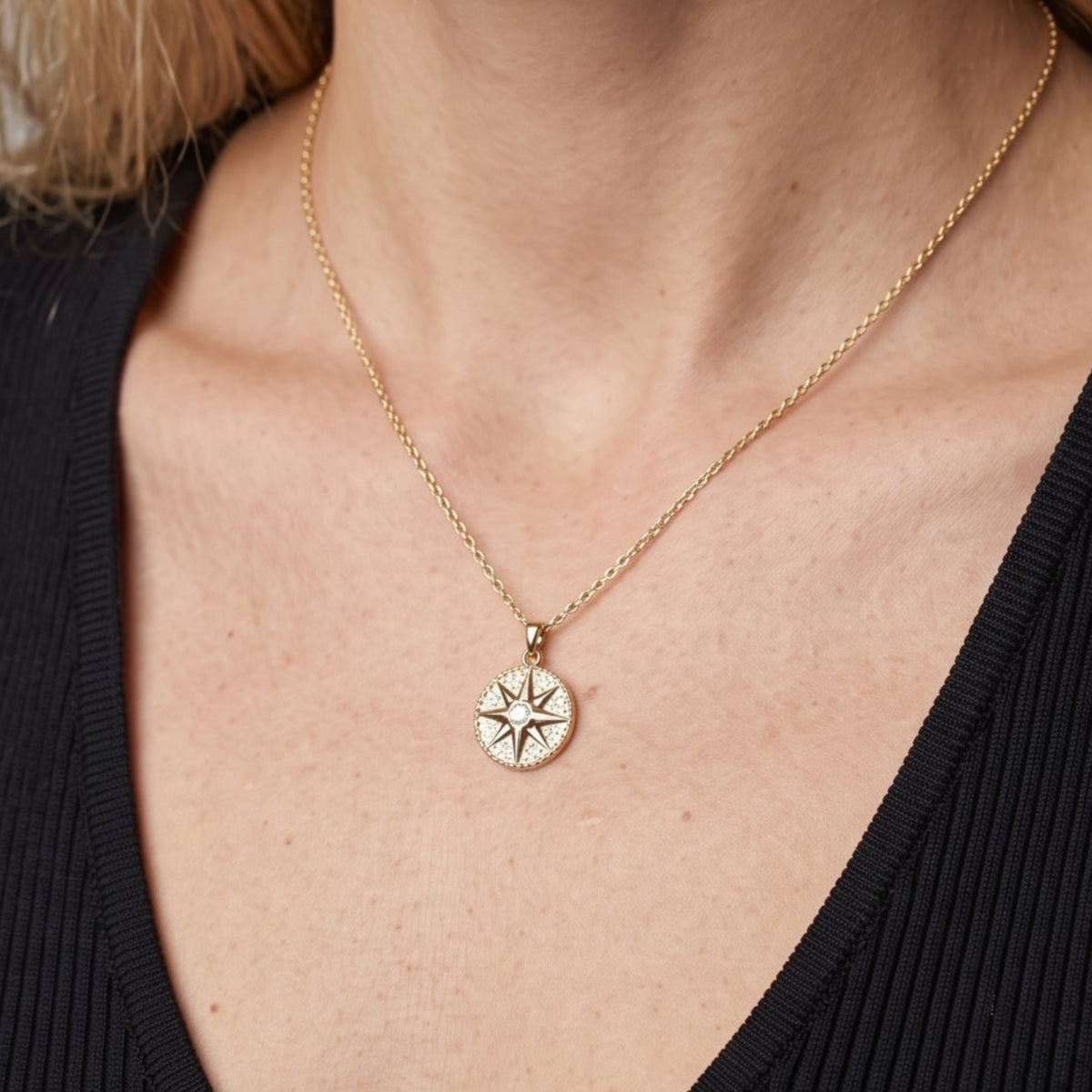 Enso Gold Star Pendant Necklace and Earrings Set
