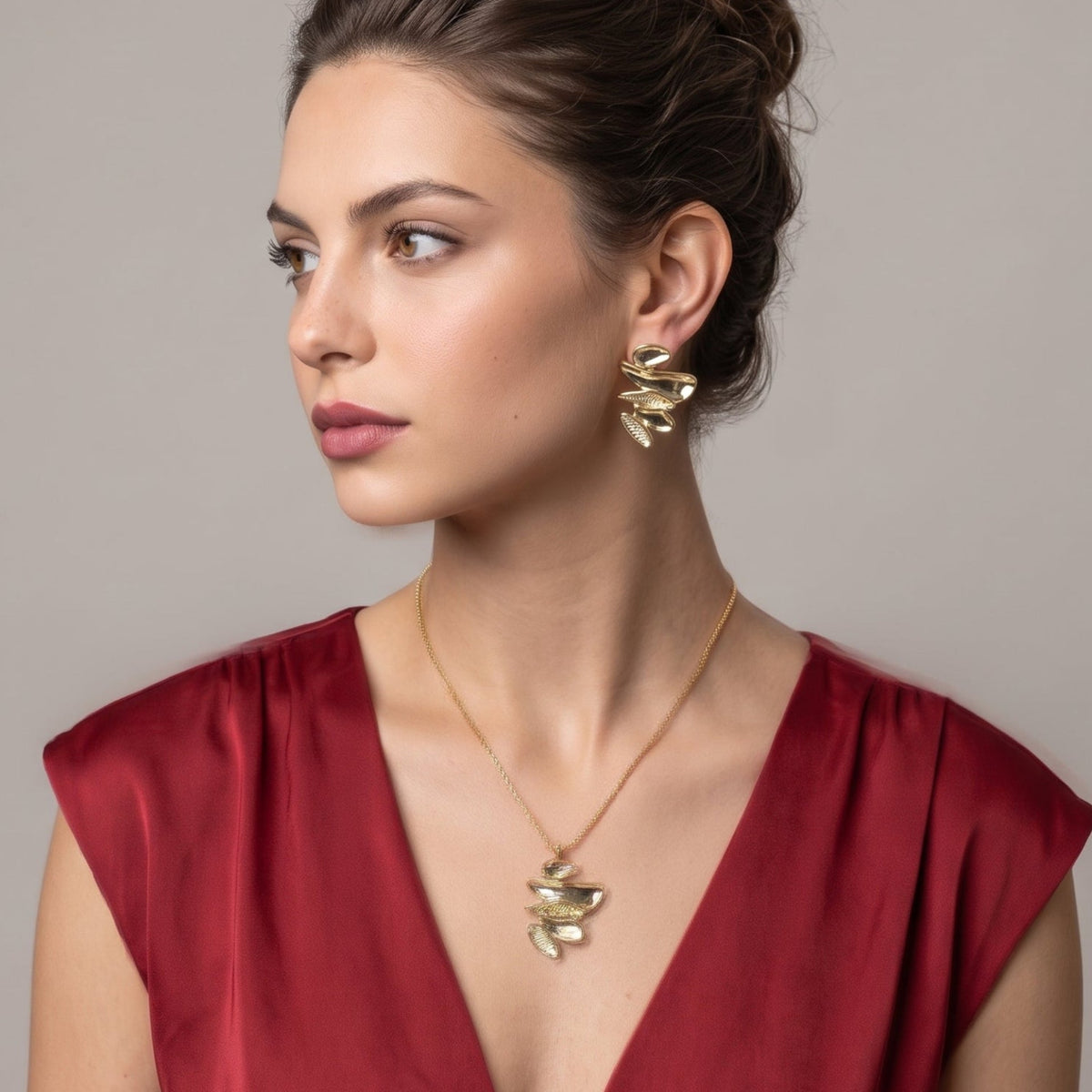 Kin Sculptural Pendant Necklace
