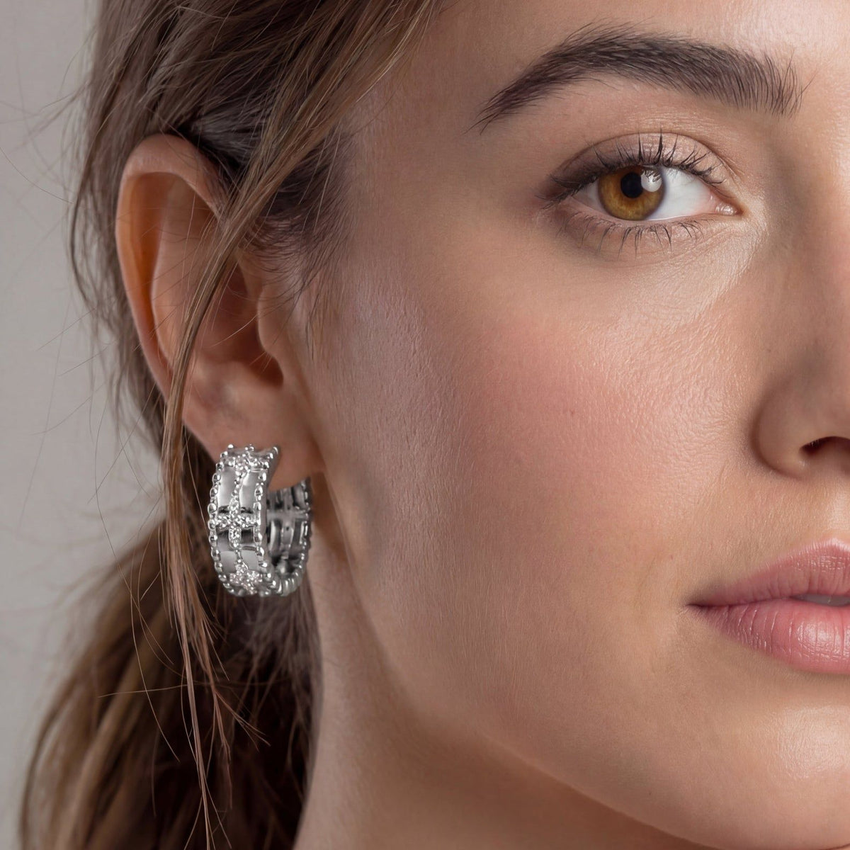 Kinmokusei Silver Bead Floral Earrings